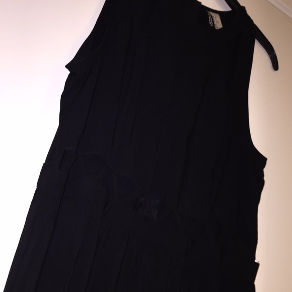 Black H&M DIVIDED dress | Size 12 - Picture 2 of 5